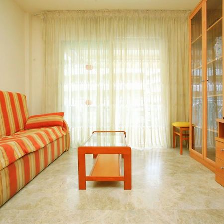 Apartamentos Ventura Village Park Салоу Екстер'єр фото